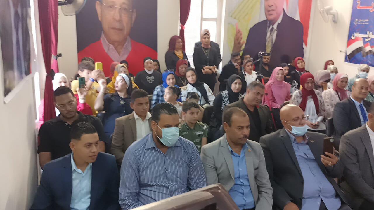 الحركة الوطنية يختتم فعاليات دبلومة اعداد مدربين معتمدين بالسويس