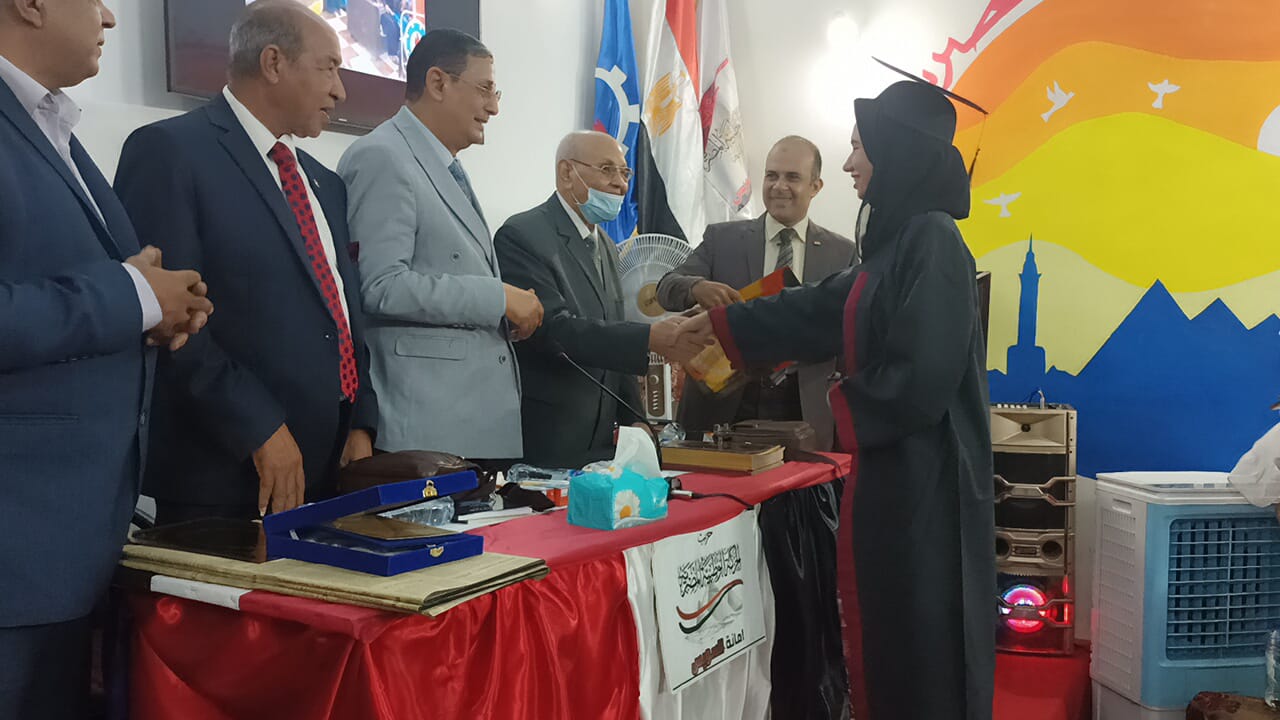 الحركة الوطنية يختتم فعاليات دبلومة اعداد مدربين معتمدين بالسويس