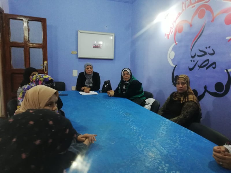 أمانة المرأة بالحركة الوطنية بالسويس تناقش سبل دعم المرأة وتوعيتها